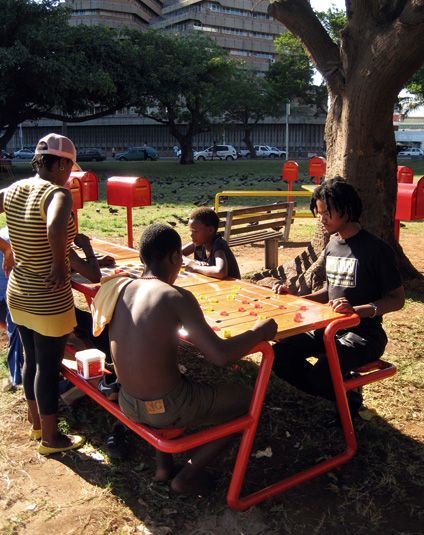 umthombo/ Games Tables